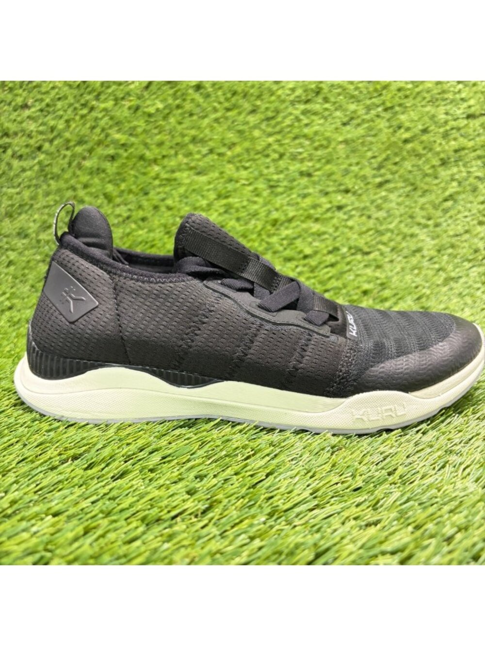 Kuru Stride Move Womens Size 8 Black White Athletic Running Shoes Sneakers